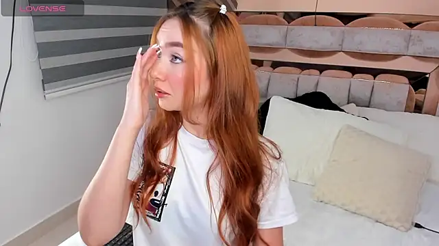 CamiiLovers online show from January 21, 1:29 am