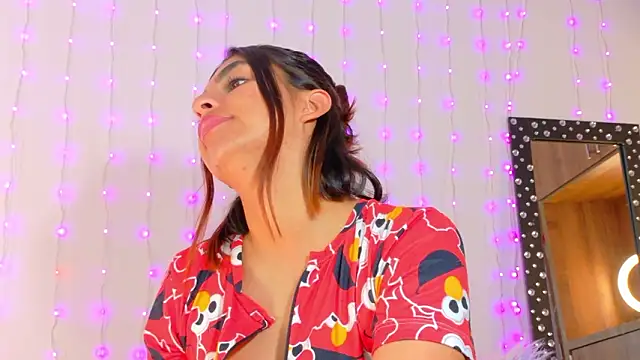 im anna  online show from February 5, 8:02 pm