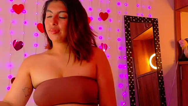 im anna  online show from February 16, 8:27 pm