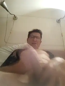 Snapshot of felice66 chatting on October 25, 10:48 pm felice66 online show from October 25, 10:48 pm