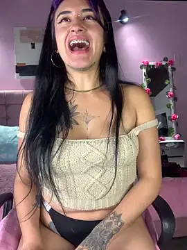 Snapshot of Lilith_Pink chatting on December 10, 4:24 am Lilith Pink online show from December 10, 4:24 am