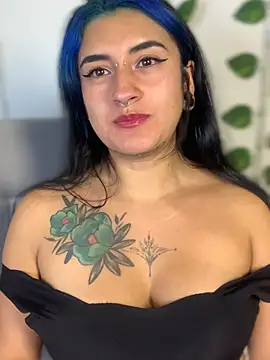 Snapshot of Lilith_Pink chatting on January 27, 3:37 am Lilith Pink online show from January 27, 3:37 am