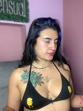 Snapshot of Lilith_Pink chatting on February 20, 9:42 pm Lilith Pink online show from February 20, 9:42 pm