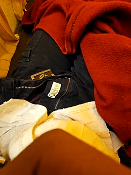 Snapshot of walterhssyc7 chatting on December 20, 1:51 pm walterhssyc7 online show from December 20, 1:51 pm