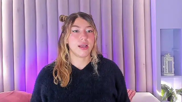 LilithSmith  online show from October 6, 11:40 am