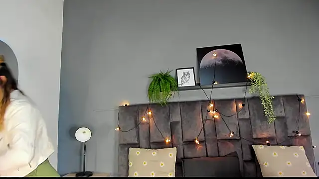 Snapshot of LilithSmith_ chatting on February 17, 11:40 am LilithSmith online show from February 17, 11:40 am