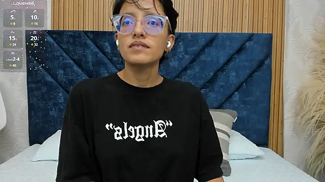 Marge lasander online show from February 8, 1:32 am