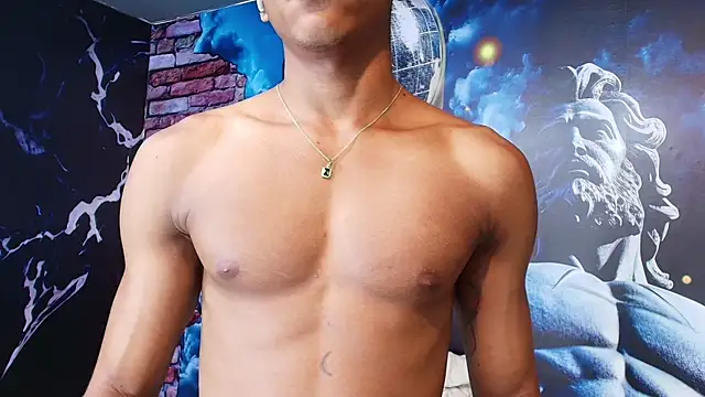 Snapshot of Ethan_Fox11 chatting on February 10, 5:09 pm Ethan Fox11 online show from February 10, 5:09 pm