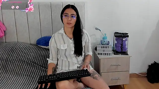 anny roberts online show from May 31, 3:19 pm