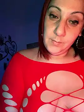 Snapshot of DeeLight124 chatting on January 9, 7:11 am DeeLight124 online show from January 9, 7:11 am