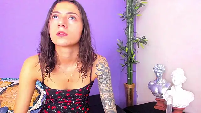 scarlet-jonesx online show from December 12, 5:31 am