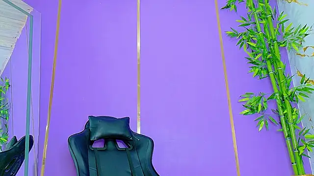 scarlet-jonesx online show from October 23, 6:45 am