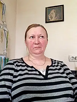 Snapshot of blondyaguar chatting on March 26, 1:49 pm blondyaguar online show from March 26, 1:49 pm