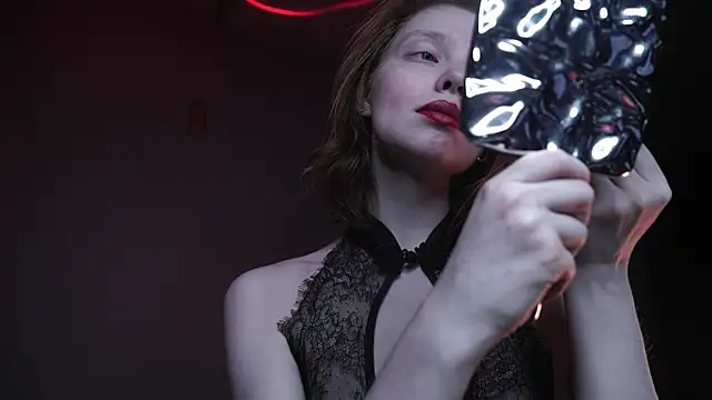 ginger hugs online show from November 10, 10:09 pm