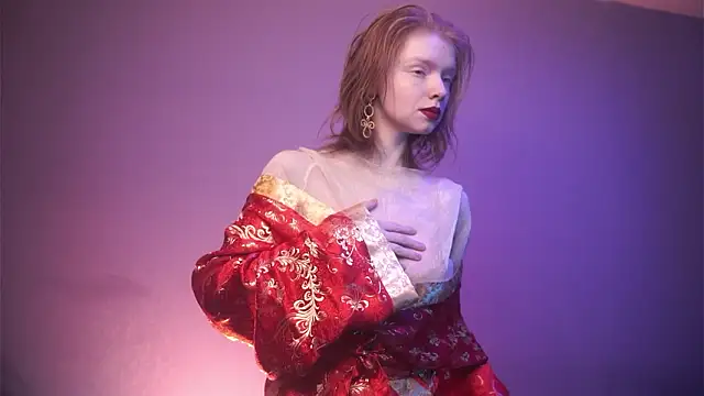 ginger hugs online show from February 9, 10:14 pm