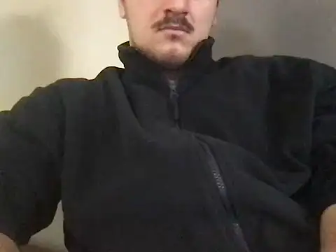 Snapshot of cookingmonster10 chatting on December 18, 8:20 am cookingmonster10 online show from December 18, 8:20 am