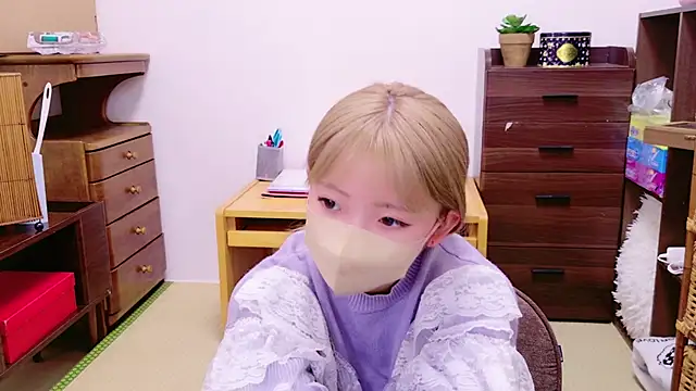 Snapshot of neruneruru chatting on December 29, 1:38 pm neruneruru online show from December 29, 1:38 pm