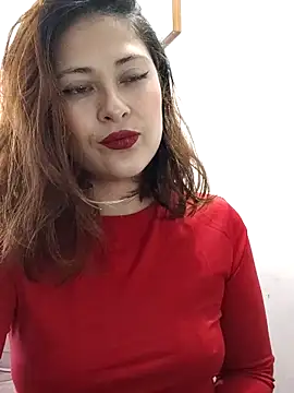 Snapshot of LisbethMoore_ chatting on February 14, 1:29 pm LisbethMoore online show from February 14, 1:29 pm