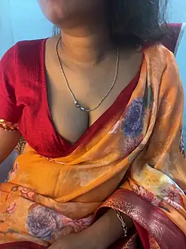Snapshot of Spicy_sari_girl chatting on June 18, 2:56 am Spicy sari girl online show from June 18, 2:56 am