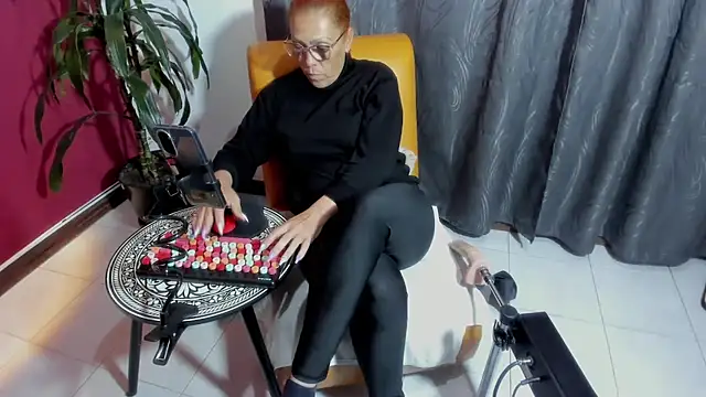 BrendaSex Hot online show from October 18, 8:42 pm