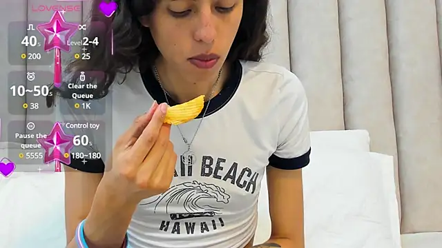 FreyaMoller online show from February 18, 8:47 pm