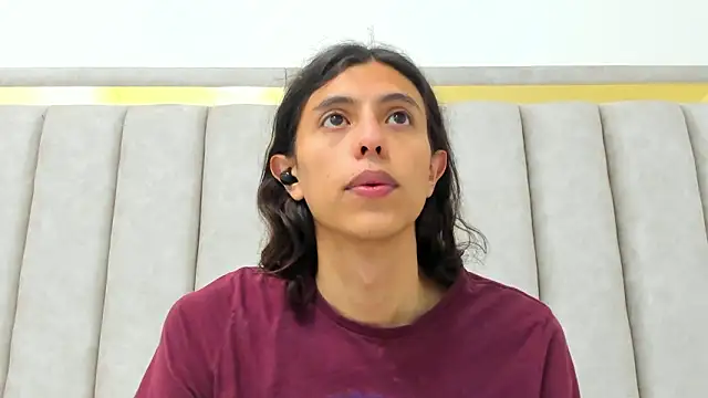 FreyaMoller online show from March 6, 6:48 pm