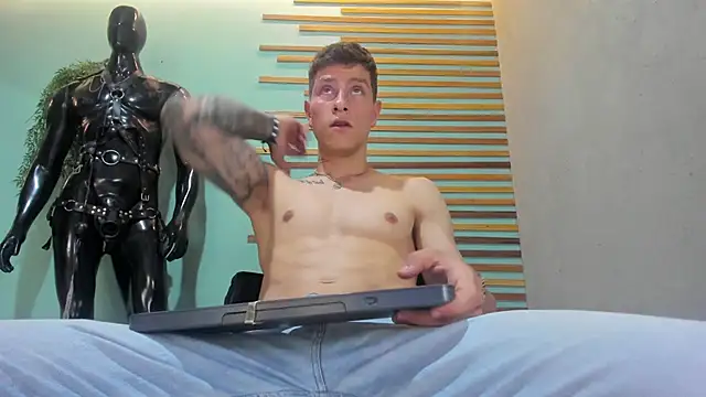 french sexx online show from March 4, 7:32 pm