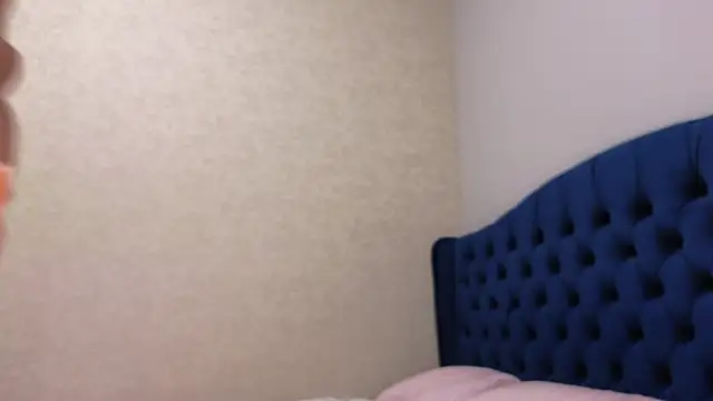 kimmie meow online show from October 31, 7:26 pm