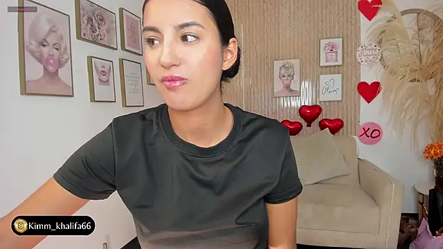 Kimm khalifa online show from February 25, 9:46 pm