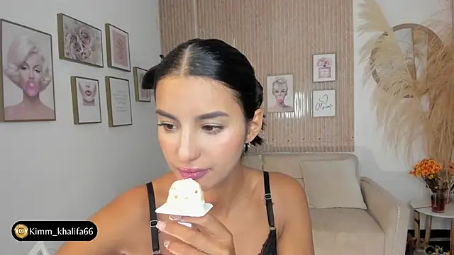 Kimm khalifa online show from February 27, 6:53 pm