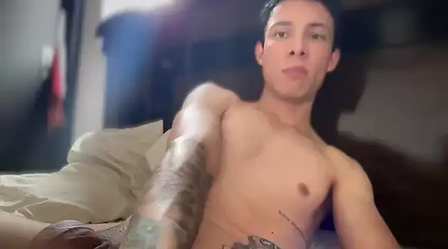 Snapshot of magrin-24y chatting on February 28, 7:46 pm magrin-24y online show from February 28, 7:46 pm
