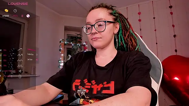 alisahug online show from February 14, 6:51 pm