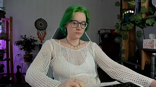 alisahug online show from February 28, 4:21 am