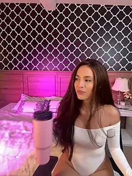 Snapshot of Amber_Rush_ chatting on December 7, 12:41 am Amber Rush online show from December 7, 12:41 am