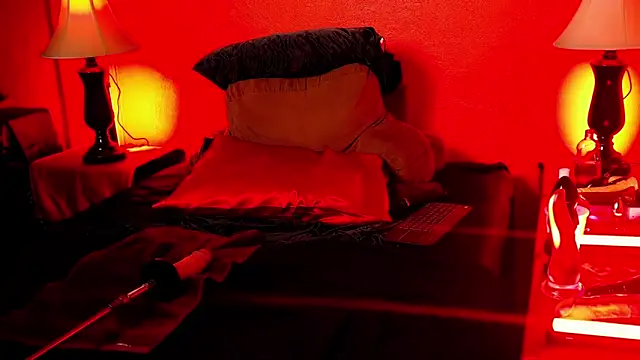 JenniferCD online show from November 22, 7:13 pm