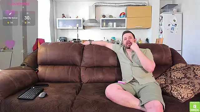 NikkiNSerdron online show from April 9, 3:39 am