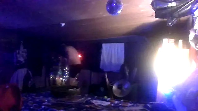 Snapshot of Manwhorxxlcock chatting on December 15, 8:13 pm Manwhorxxlcock online show from December 15, 8:13 pm