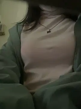 Snapshot of Tuongvy05 chatting on January 21, 4:21 am Tuongvy05 online show from January 21, 4:21 am