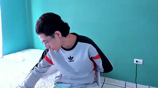 Chandler ken online show from December 28, 6:50 pm