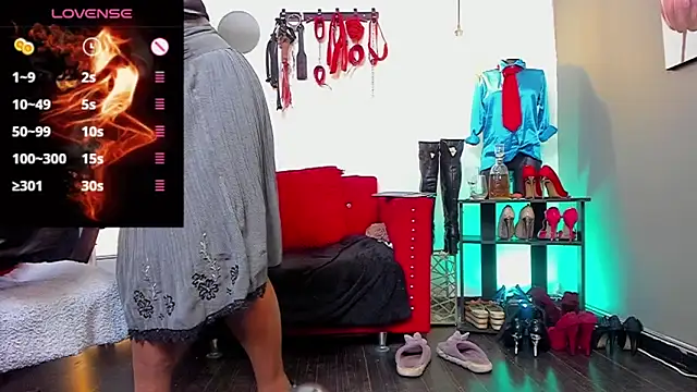 Snapshot of LiaTaylorr chatting on March 11, 4:07 pm LiaTaylorr online show from March 11, 4:07 pm