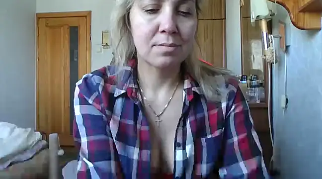 IrinaB1 online show from February 17, 7:58 am