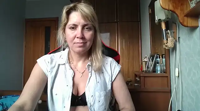 IrinaB1 online show from March 22, 2:58 pm