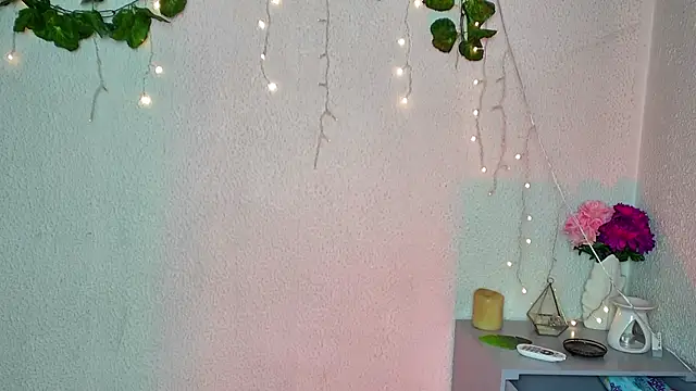 ari kat online show from February 14, 5:30 am