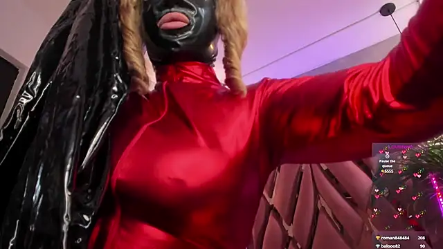 Haelycute online show from March 14, 5:35 pm