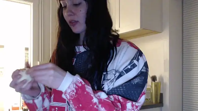 Snapshot of fern4ever chatting on January 28, 7:11 am fern4ever online show from January 28, 7:11 am