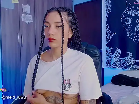 melissahowl online show from March 22, 8:45 pm