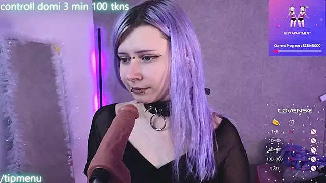 Snapshot of SpectraSirens chatting on January 21, 9:35 am SpectraSirens online show from January 21, 9:35 am