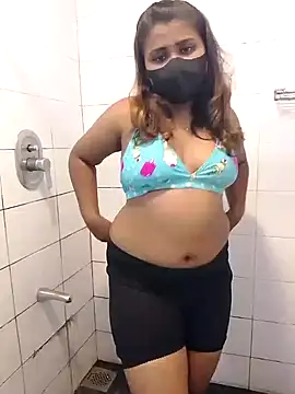 Snapshot of Sexy--queen1 chatting on January 22, 1:11 pm Sexy--queen1 online show from January 22, 1:11 pm