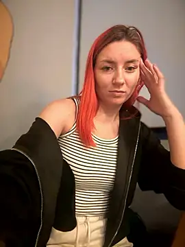 Snapshot of Crazy-Rosa chatting on December 1, 4:29 pm Crazy-Rosa online show from December 1, 4:29 pm