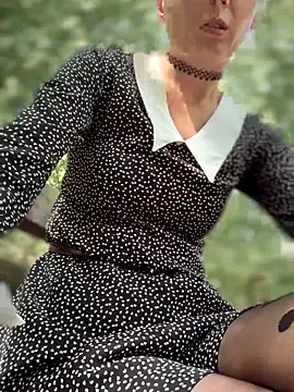 Snapshot of Crazy-Rosa chatting on September 11, 6:35 am Crazy-Rosa online show from September 11, 6:35 am